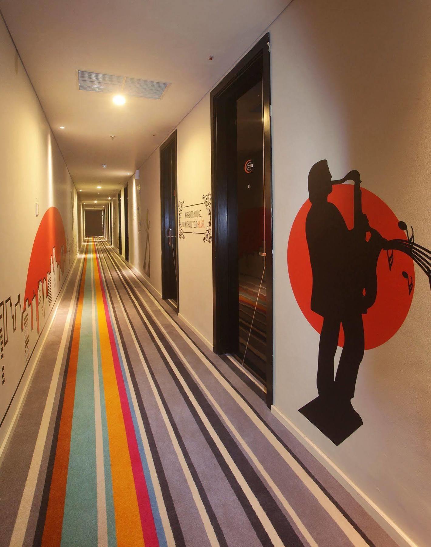 Cabin Hotel Джакарта Екстер'єр фото